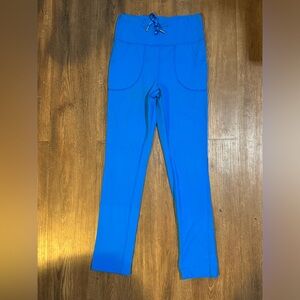 SOLD OUT : POOLSIDE BLUE LULULEMON WILL PANT SIZE 6.